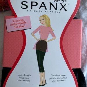 Spanx BRAND NEW Look At Me Leggings